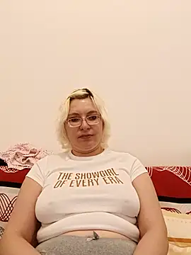 VikaKing online show from November 7, 8:09 pm