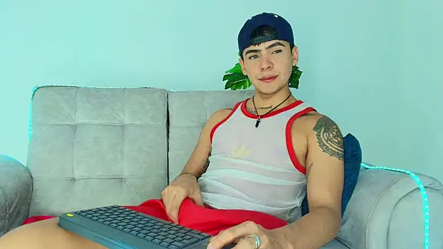 CamiiGuzmanX online show from September 28, 9:31 pm