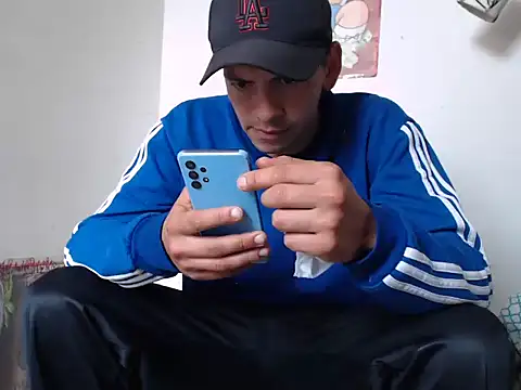 Thomasjons  online show from September 9, 3:00 pm