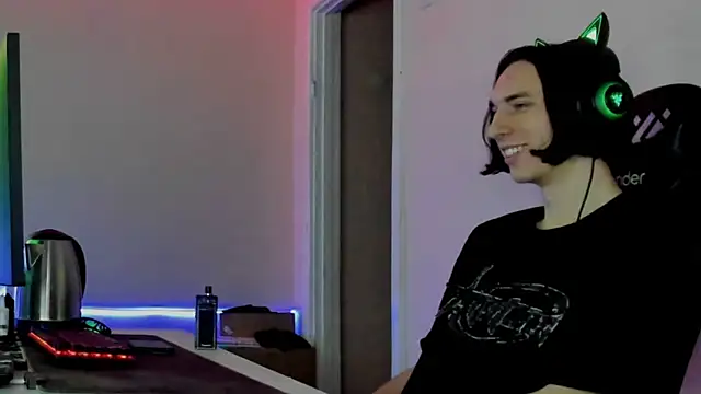 Young nymph online show from October 7, 12:52 am