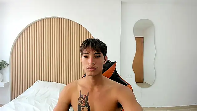 Snapshot of kenshi_roa chatting on May 7, 7:41 pm kenshi roa online show from May 7, 7:41 pm