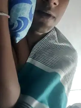 Snapshot of Bullboy8in chatting on February 6, 1:54 am Bullboy8in online show from February 6, 1:54 am