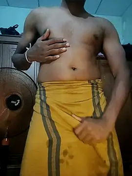 Snapshot of Bullboy8in chatting on February 11, 6:57 pm Bullboy8in online show from February 11, 6:57 pm