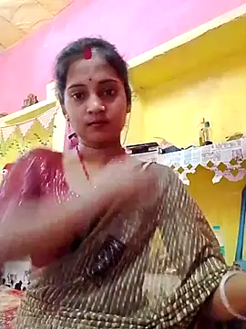 Snapshot of Hot_bbbb chatting on May 30, 5:04 am Hot bbbb online show from May 30, 5:04 am