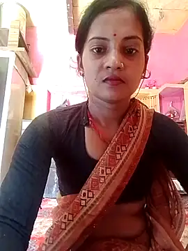 Snapshot of Hot_bbbb chatting on May 31, 6:53 am Hot bbbb online show from May 31, 6:53 am