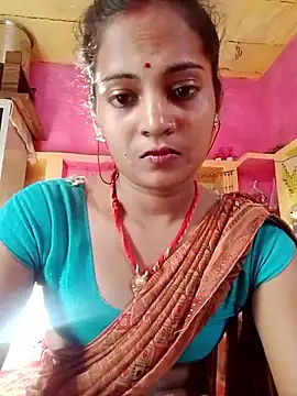 Snapshot of Hot_bbbb chatting on June 7, 12:31 pm Hot bbbb online show from June 7, 12:31 pm