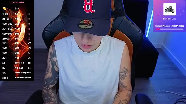 imlaiaaa online show from October 7, 9:01 pm