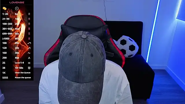 imlaiaaa online show from November 5, 9:26 pm