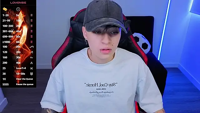 imlaiaaa online show from November 6, 9:48 pm