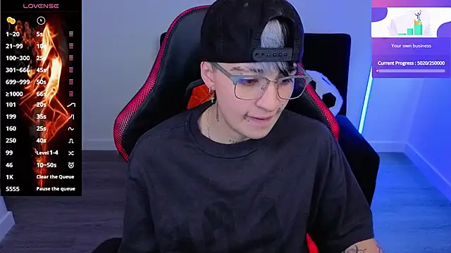 imlaiaaa online show from November 16, 9:20 pm