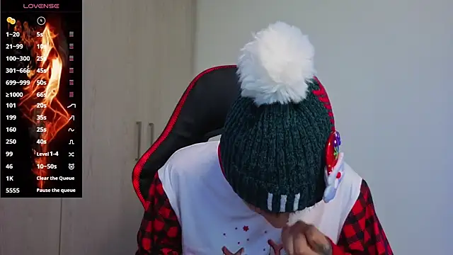 imlaiaaa online show from December 20, 7:21 pm