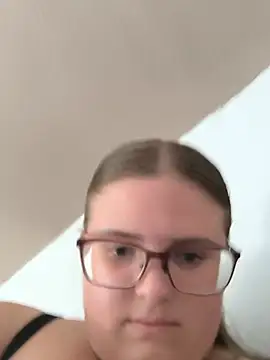 CurvyPaar2 online show from July 11, 2:31 pm