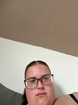 CurvyPaar2 online show from July 18, 3:16 pm