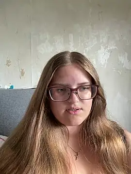 CurvyPaar2 online show from August 7, 1:02 pm