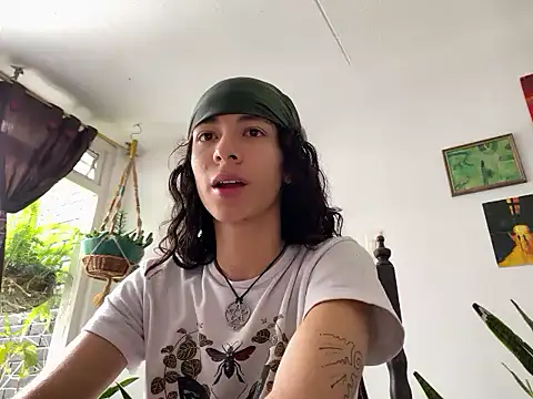 camille delrey online show from November 8, 2:39 pm