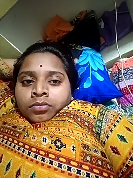 Snapshot of Hot_crety chatting on October 30, 5:35 pm Hot crety online show from October 30, 5:35 pm