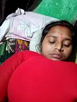 Snapshot of Hot_crety chatting on November 1, 5:48 pm Hot crety online show from November 1, 5:48 pm