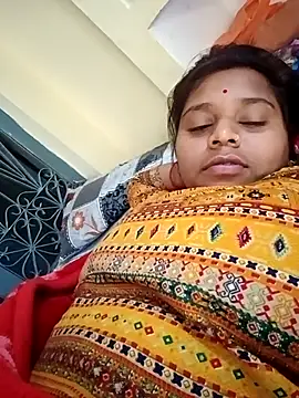 Snapshot of Hot_crety chatting on November 8, 11:54 am Hot crety online show from November 8, 11:54 am