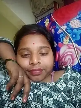 Snapshot of Hot_crety chatting on November 15, 5:20 pm Hot crety online show from November 15, 5:20 pm