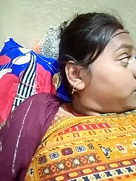 Snapshot of Hot_crety chatting on November 21, 12:26 pm Hot crety online show from November 21, 12:26 pm