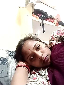 Hot crety online show from February 25, 5:44 pm