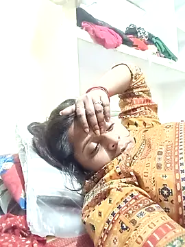 Hot crety online show from March 2, 7:32 pm