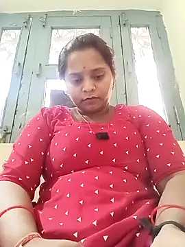 Snapshot of Hot_crety chatting on June 17, 8:28 am Hot crety online show from June 17, 8:28 am