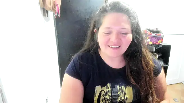 Snapshot of Daphne_girlsex chatting on May 5, 3:14 am Daphne girlsex online show from May 5, 3:14 am