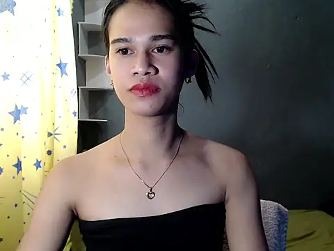 Snapshot of urseductivebarbie_xx chatting on November 17, 6:19 am urseductivebarbie xx online show from November 17, 6:19 am