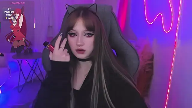 Snapshot of LiliLuna chatting on March 18, 1:25 pm LiliLuna online show from March 18, 1:25 pm