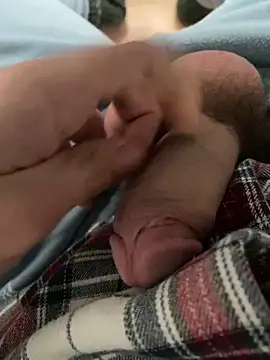 Snapshot of cumman789860 chatting on December 14, 4:34 pm cumman789860 online show from December 14, 4:34 pm