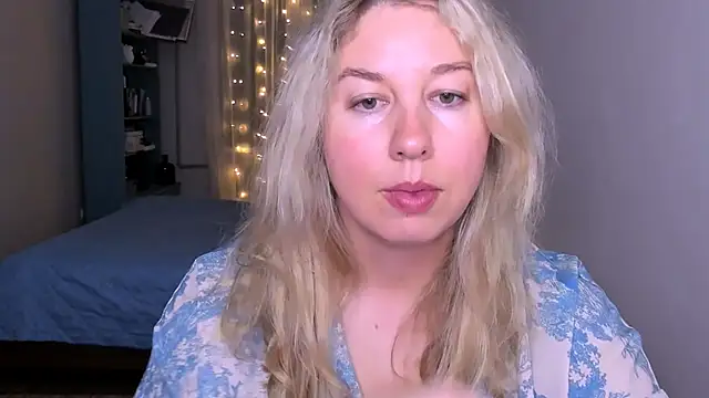 NancySanders online show from June 20, 6:22 pm