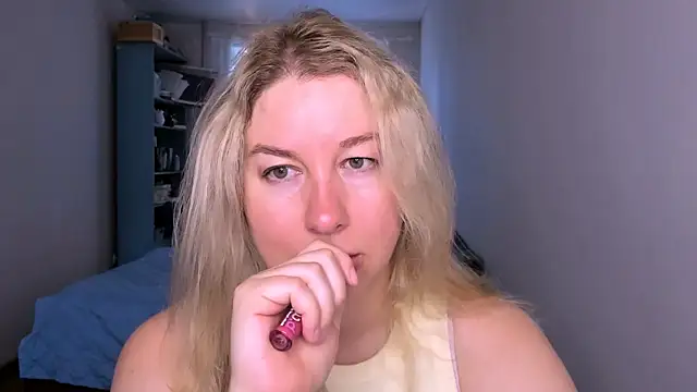 NancySanders online show from June 22, 4:42 am
