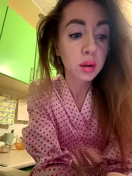 MarinaDiva11 74 online show from September 12, 8:20 pm