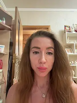 Snapshot of MarinaDiva11_74 chatting on June 27, 8:47 pm MarinaDiva11 74 online show from June 27, 8:47 pm