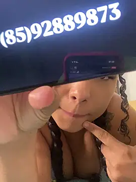 jhennyfer online show from January 15, 5:23 am