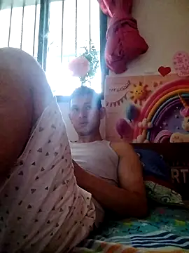 Snapshot of Franswat95 chatting on April 6, 3:02 pm Franswat95 online show from April 6, 3:02 pm