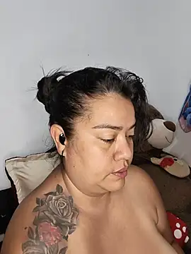 Snapshot of NARNYALABELLA chatting on May 28, 10:12 am NARNYALABELLA online show from May 28, 10:12 am
