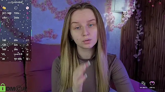 Snapshot of Rina_Panic chatting on December 5, 1:03 am Rina Panic online show from December 5, 1:03 am