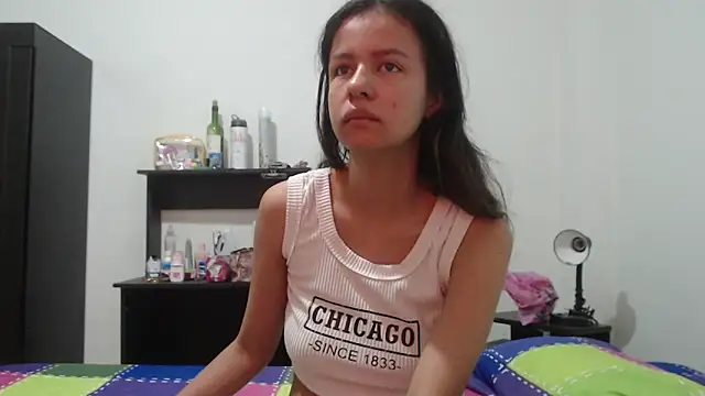 Snapshot of nathaly_jones_ chatting on May 12, 12:13 pm nathaly jones online show from May 12, 12:13 pm