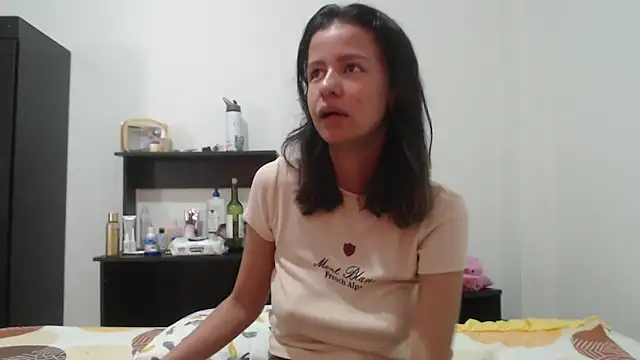 Snapshot of nathaly_jones_ chatting on May 24, 12:32 pm nathaly jones online show from May 24, 12:32 pm