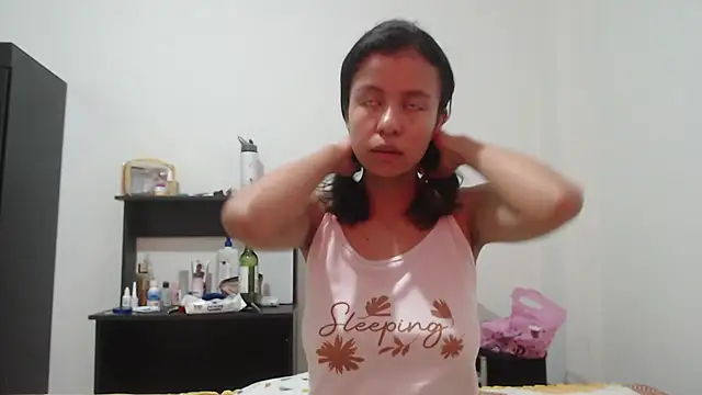 Snapshot of nathaly_jones_ chatting on May 26, 12:23 pm nathaly jones online show from May 26, 12:23 pm