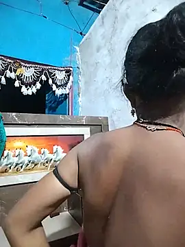 Snapshot of Maya_bhoji chatting on June 23, 2:59 pm Maya bhoji online show from June 23, 2:59 pm