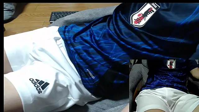 Snapshot of Yasu2000 chatting on May 28, 1:03 am Yasu2000 online show from May 28, 1:03 am