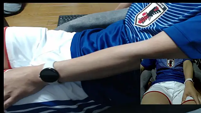 Snapshot of Yasu2000 chatting on June 30, 12:33 am Yasu2000 online show from June 30, 12:33 am