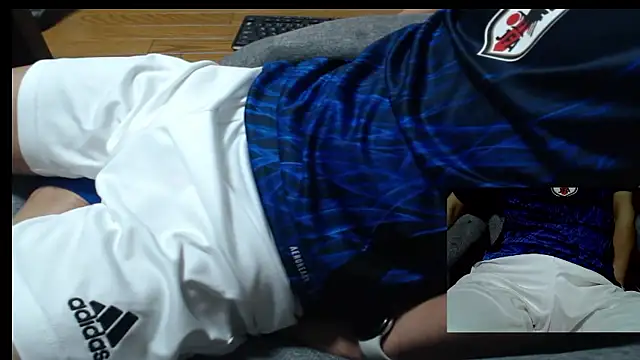 Snapshot of Yasu2000 chatting on July 6, 12:29 am Yasu2000 online show from July 6, 12:29 am