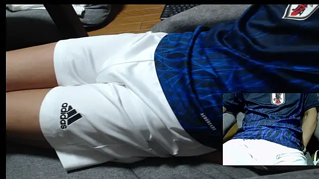 Snapshot of Yasu2000 chatting on July 9, 11:53 pm Yasu2000 online show from July 9, 11:53 pm