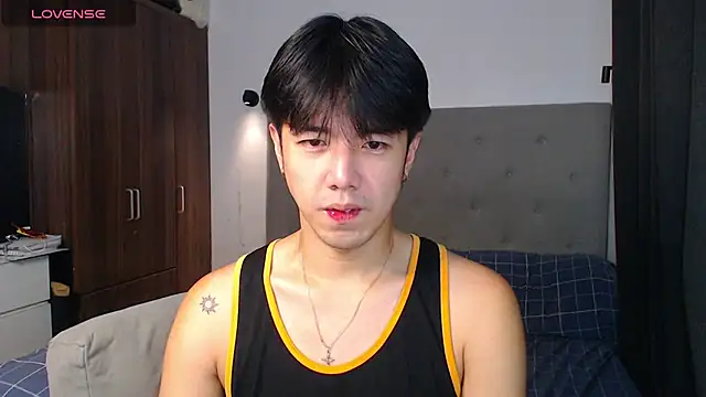 Addictiveboi online show from November 13, 1:15 am