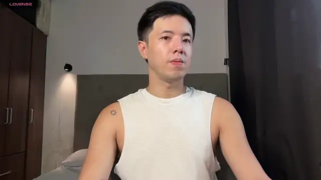 Snapshot of Addictiveboi chatting on May 25, 3:01 am Addictiveboi online show from May 25, 3:01 am