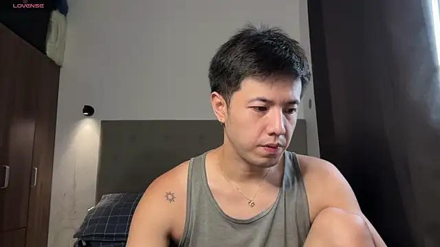 Snapshot of Addictiveboi chatting on June 11, 4:43 am Addictiveboi online show from June 11, 4:43 am